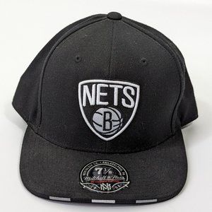 Brooklyn Nets NBA Basketball Fitted Mitchell & Ness Baseball Hat